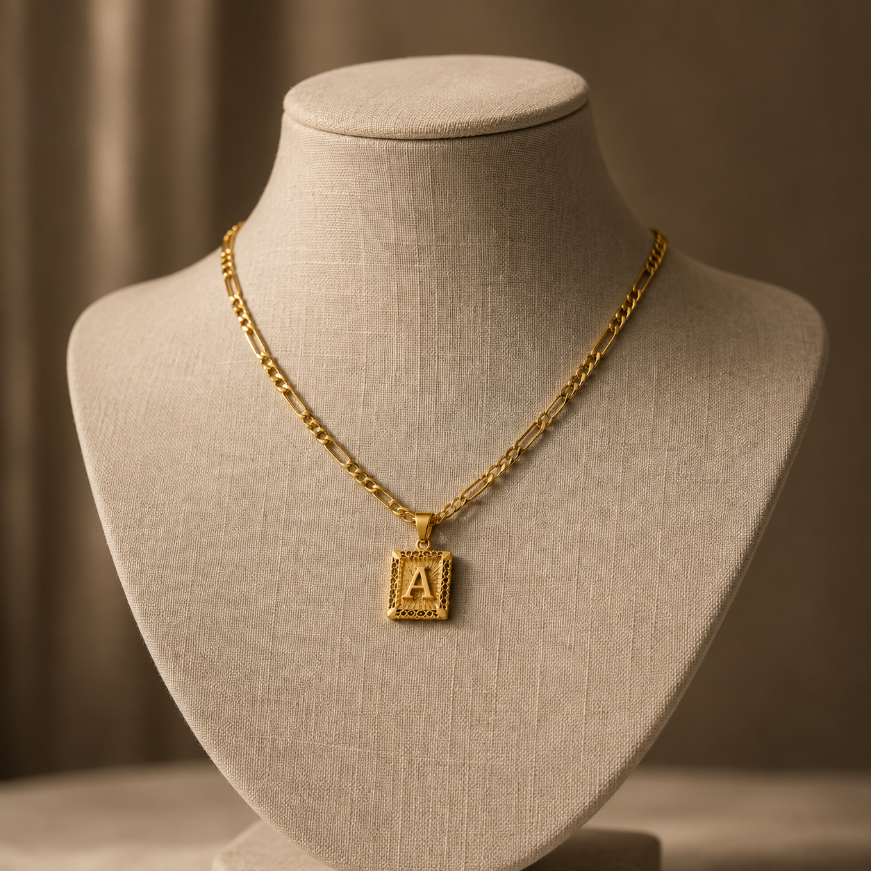 Cadena de Inicial de  Oro 14K